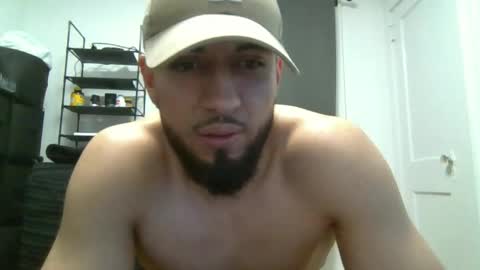 Snapshot of iosif171220 chatting on 03/21/26, 02:16 iosif171220 online show from 03/21/26, 02:16