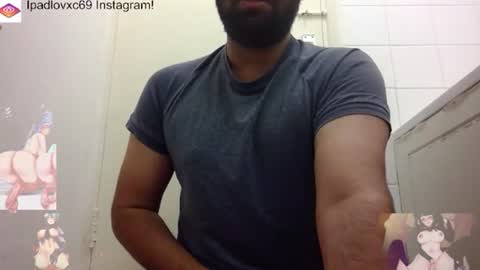 ipadlovxc69 online show from 02/15/26, 10:36