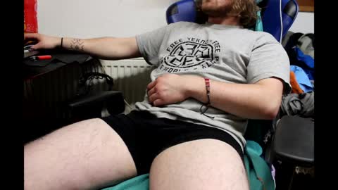 Snapshot of ipipo42o chatting on 01/29/25, 05:35 DrownMentally online show from 01/29/25, 05:35