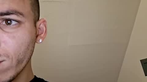 Snapshot of irenardo1 chatting on 03/16/26, 05:44 irenardo1 online show from 03/16/26, 05:44