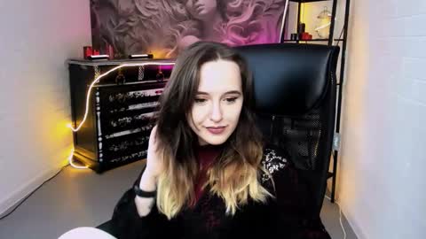 IreneBailey online show from 11/08/25, 09:09