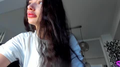 Ir s room online show from 03/04/25, 05:53