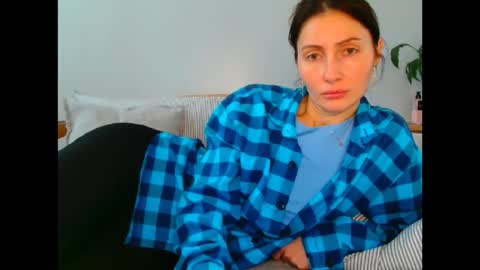 irina online show from 04/24/26, 09:12