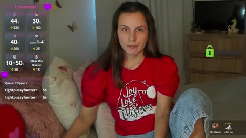 Snapshot of irina_05 chatting on 12/23/24, 10:23  IRINA  online show from 12/23/24, 10:23