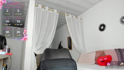 Snapshot of irina_05 chatting on 10/10/25, 11:48  IRINA  online show from 10/10/25, 11:48