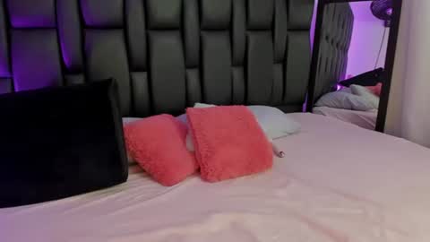 Snapshot of irinalove_ chatting on 08/04/26, 01:46 Irina online show from 08/04/26, 01:46