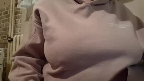 IrinnaK online show from 02/18/25, 09:42