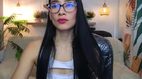 iris  online show from 02/12/26, 02:56