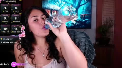 Snapshot of iris_colette chatting on 06/10/26, 12:44 iris_colette online show from 06/10/26, 12:44