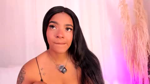 iris_hottt0 online show from 03/18/26, 03:42