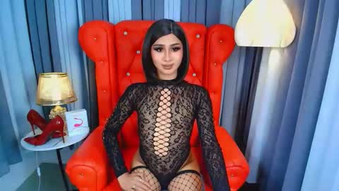 Snapshot of iris_lauren chatting on 05/16/26, 01:02 Iris online show from 05/16/26, 01:02
