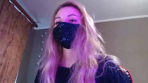 Lily online show from 10/18/25, 02:51