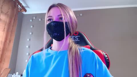 Lily online show from 10/19/25, 12:28