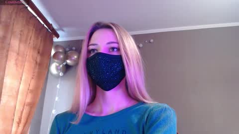 Lily online show from 11/10/25, 11:31