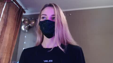 Lily online show from 11/20/25, 12:49