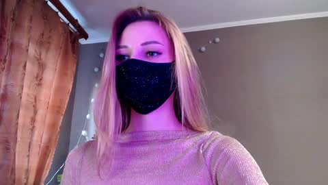 Lily online show from 03/24/26, 04:01