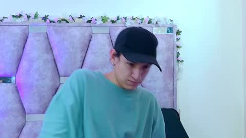 Iris online show from 03/26/26, 05:29