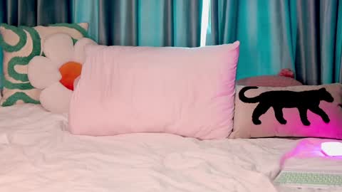 Rhaenyra online show from 01/25/25, 08:31