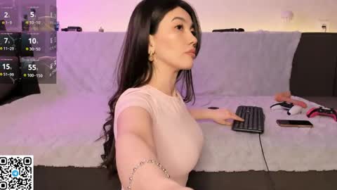 iris on cam online show from 04/01/26, 11:13
