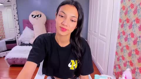 Iris online show from 12/06/24, 06:39