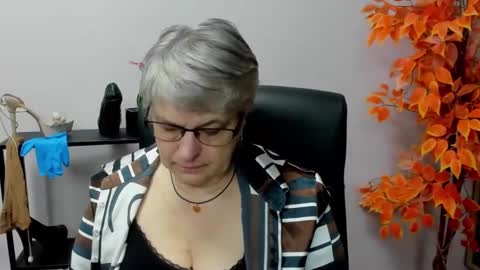 I R I S online show from 12/11/24, 07:42