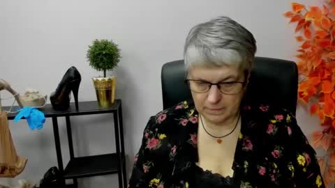 I R I S online show from 12/30/24, 01:25