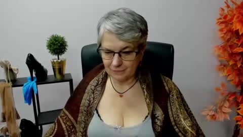 I R I S online show from 01/29/25, 10:58