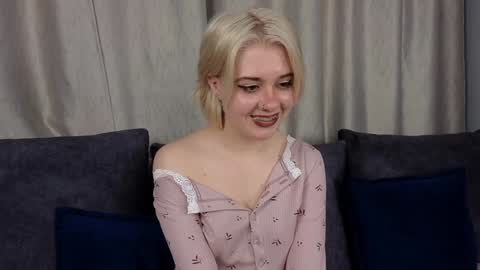 Iris Day Maya night online show from 12/04/24, 05:22