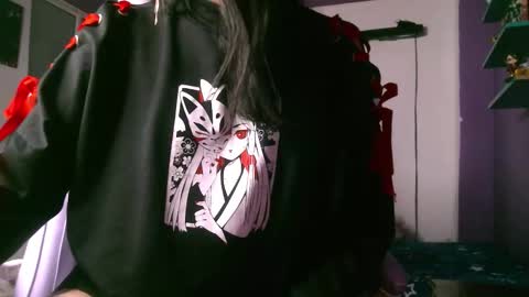 Camilla online show from 10/25/25, 10:15