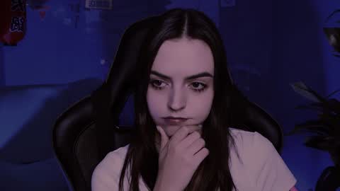 Snapshot of iriscline chatting on 12/17/24, 07:37 Iris online show from 12/17/24, 07:37