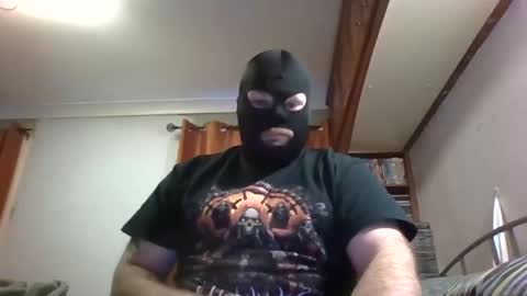 Snapshot of irishadz chatting on 11/25/25, 04:07 irishadz online show from 11/25/25, 04:07