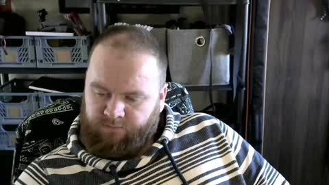 twitter theirishman205 online show from 12/22/24, 01:00