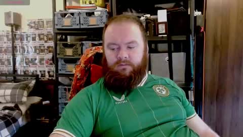 twitter theirishman205 online show from 09/12/25, 12:16