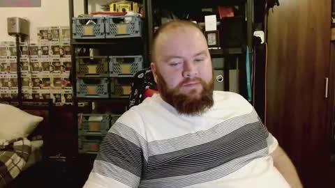 twitter theirishman205 online show from 09/24/25, 08:01