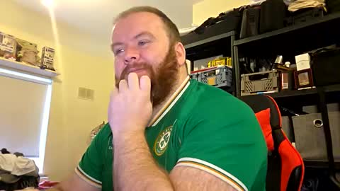 twitter theirishman205 online show from 10/13/25, 03:56