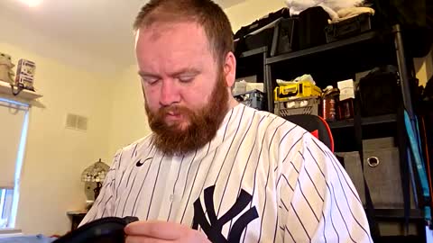 twitter theirishman205 online show from 12/18/25, 12:44