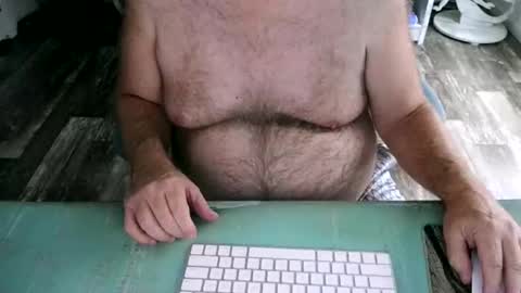 Snapshot of irishdudeloveoib chatting on 02/11/25, 09:03 Irishdudelove online show from 02/11/25, 09:03