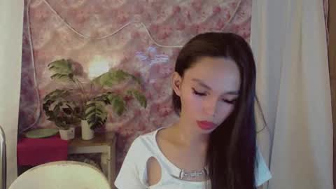 IRISH AND TRIXIE online show from 06/09/26, 07:36
