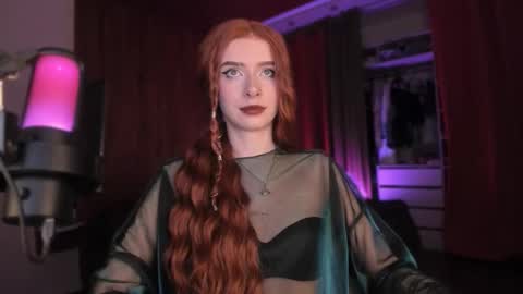 Miss Iris Fansly Miss Iris new inst.  online show from 10/25/25, 04:35