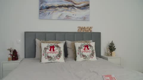 Iris online show from 12/19/25, 09:05