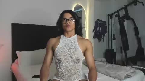 Snapshot of irismuscle chatting on 07/16/26, 07:09 irismuscle online show from 07/16/26, 07:09
