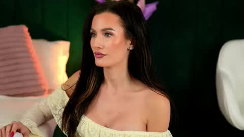 Maria online show from 11/05/25, 10:32