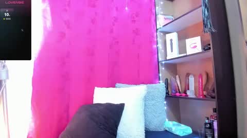 Snapshot of iriss_25 chatting on 01/13/25, 12:13 iris online show from 01/13/25, 12:13