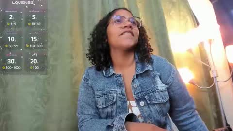 Snapshot of iriss_25 chatting on 03/09/25, 12:20 iris online show from 03/09/25, 12:20