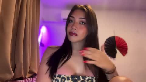 Snapshot of iriss_fox chatting on 06/18/26, 11:14 iriss_fox online show from 06/18/26, 11:14