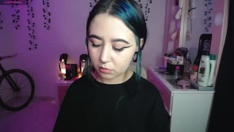 Snapshot of iriss_sky chatting on 04/19/26, 04:45 Iris online show from 04/19/26, 04:45