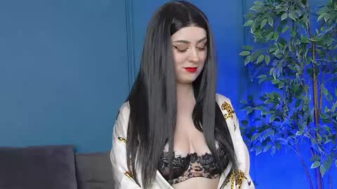 irissbell online show from 12/20/25, 07:59