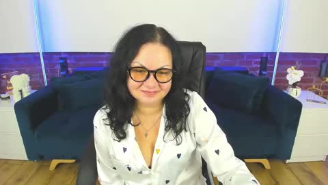 Iris online show from 02/20/26, 06:37