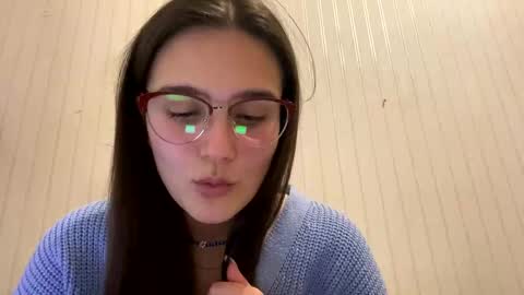 irisss31 online show from 01/04/25, 07:44