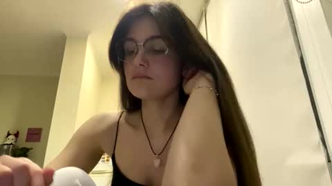 Snapshot of irisss31 chatting on 05/12/26, 07:22 irisss31 online show from 05/12/26, 07:22
